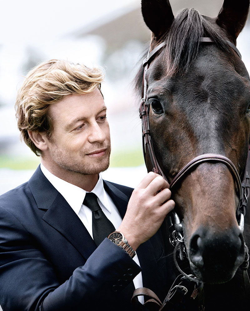ازياء النجم simon baker "