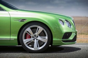2016-bentley-continental-GT-3-960x641
