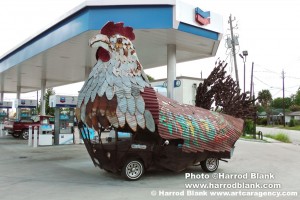 Chicken-art-car-by-Smitty-Regula-art-car-agency-harrod-blank