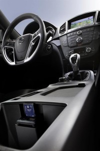 Opel-Insignia-2015-4