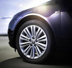 Opel-Insignia-2015-5