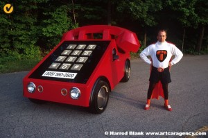 telephone-car-art-car-howard-davis-art-car-agency-photo-harrod-blank-main-tel31