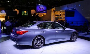 2014-infiniti-q50_100415686_m