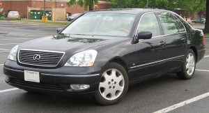 Lexus-LS-2000