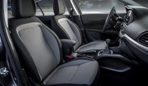 Seats-Fiat-Tipo-2017