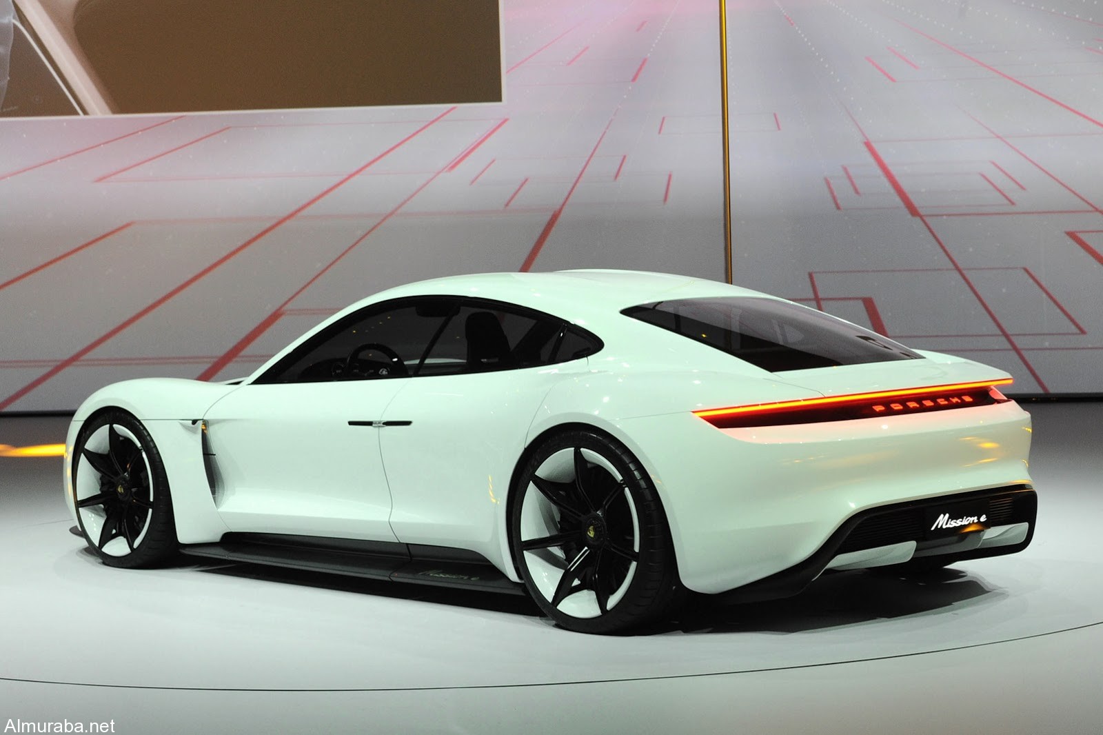 2017 Porsche Mission