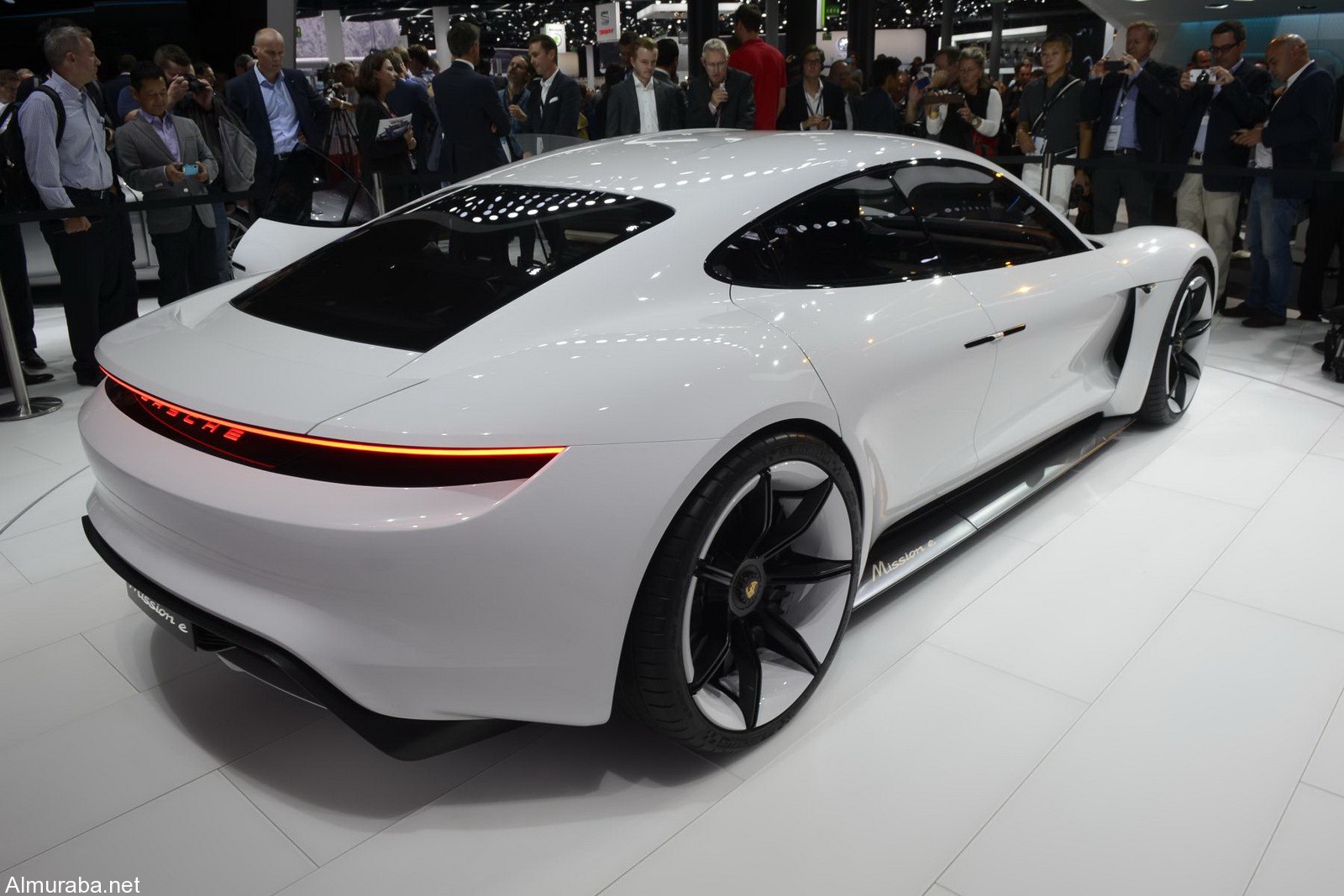 2017 Porsche Mission